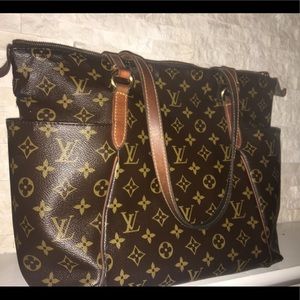 Louis Vuitton MM Totally